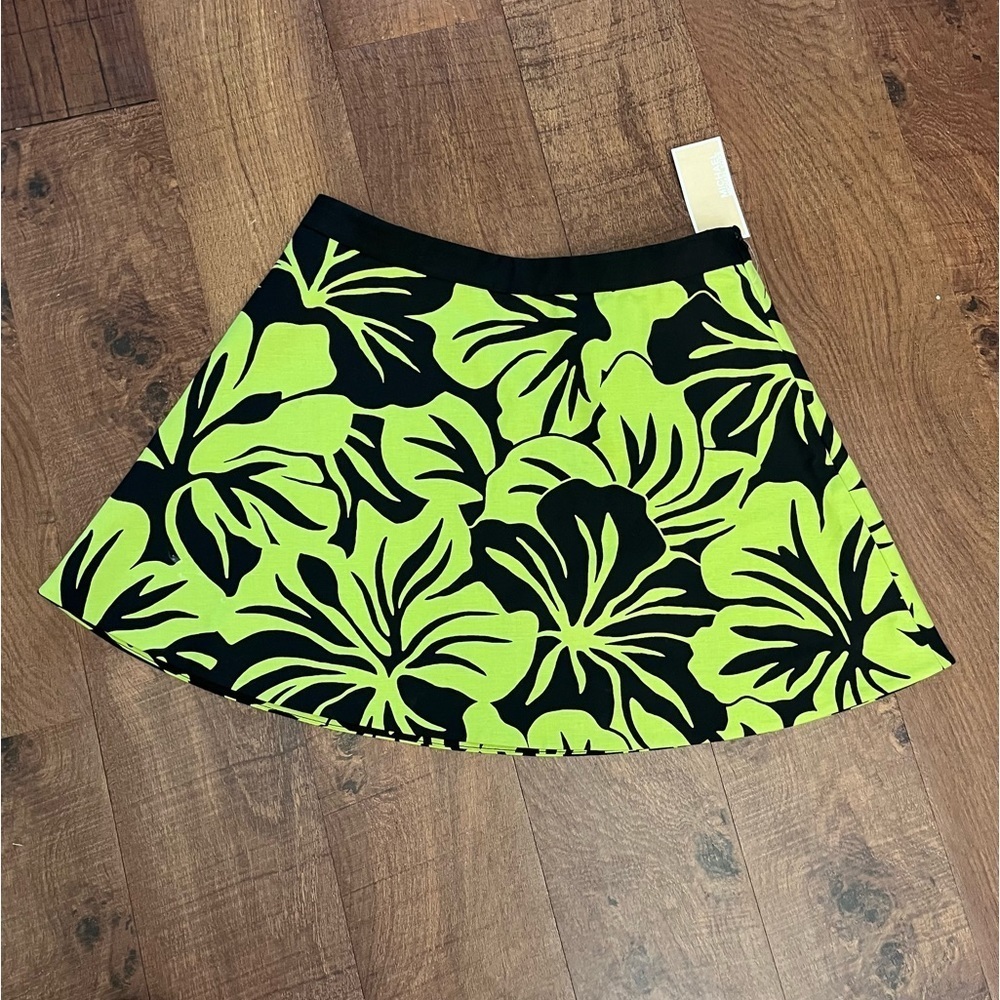 NWT Michael Kors floral skirt green pear black Sz 8 short zip hook closure